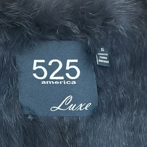 525 Luxe Rabbit Fur Vest- dark blue /turquoise hues size small - Picture 6 of 9